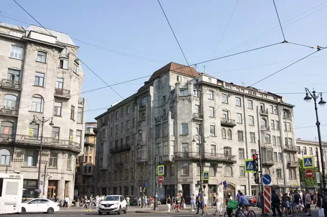 Экскурсия «Лиговка: от дома Перцова до Московского вокзала» 